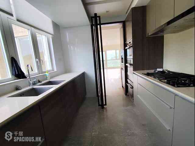 Stanley - Redhill Peninsula Site A (Phase 4) 12