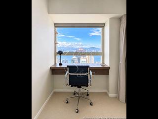 Soho - Centrestage 14