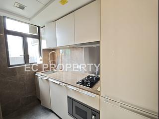 Causeway Bay - Park Haven 07