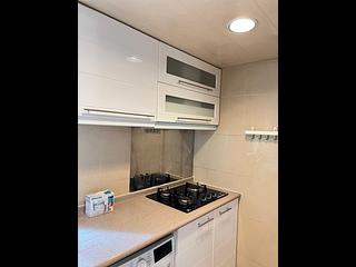 Sheung Wan - Queen's Terrace 04
