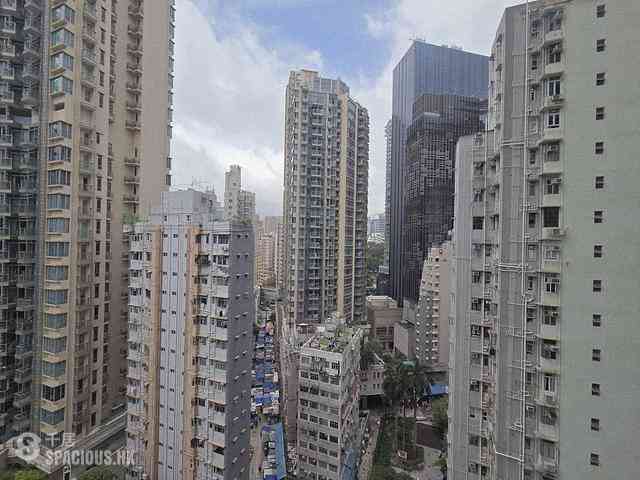 Wan Chai - The Avenue Phase 2 06