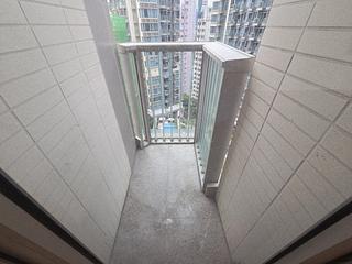 Wan Chai - The Avenue Phase 2 09