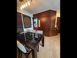 Mid Levels Central - Goldwin Heights 03