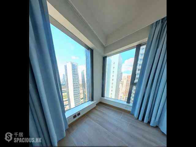 Sai Ying Pun - One・Artlane 04