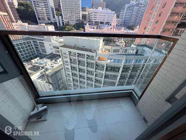 Sai Ying Pun - 63, Pokfulam 04