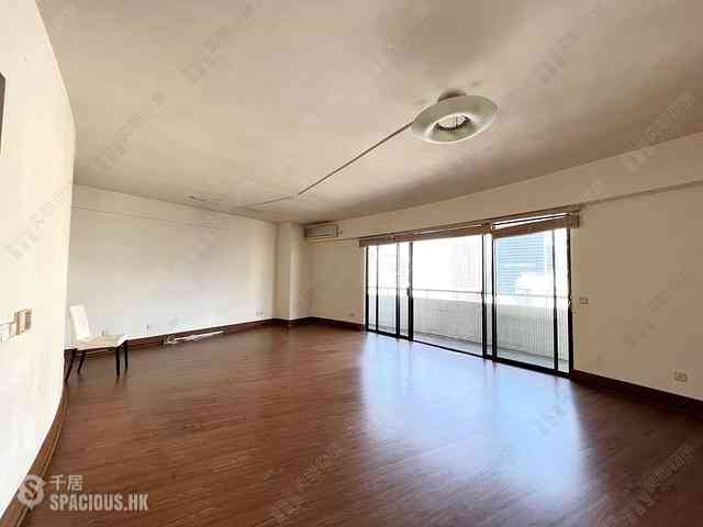 Mid Levels Central - Visalia Garden 01
