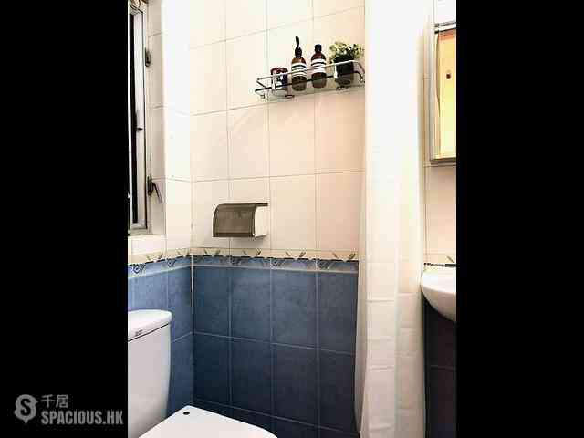 Wan Chai - Sun Hey Mansion 08