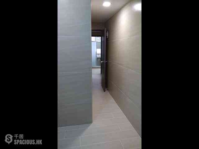 Sai Ying Pun - Luen Tak Building 01