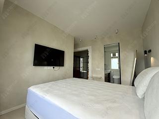 Soho - Centrestage Block 2 12