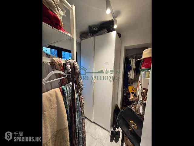 Sheung Wan - The Bellevue Place 06