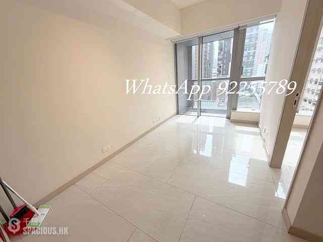 Sai Ying Pun - King's Hill 01