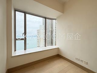 Kennedy Town - Cadogan 07