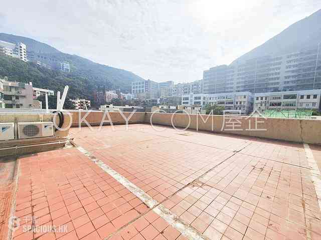 Happy Valley - Amber Garden 01