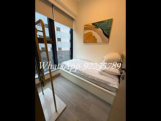 Sai Ying Pun - The Queens 07