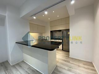 Soho - Caravan Court 03