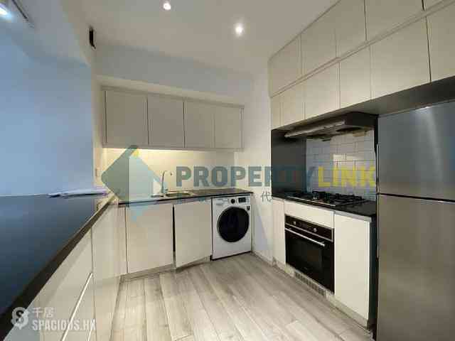 Soho - Caravan Court 04