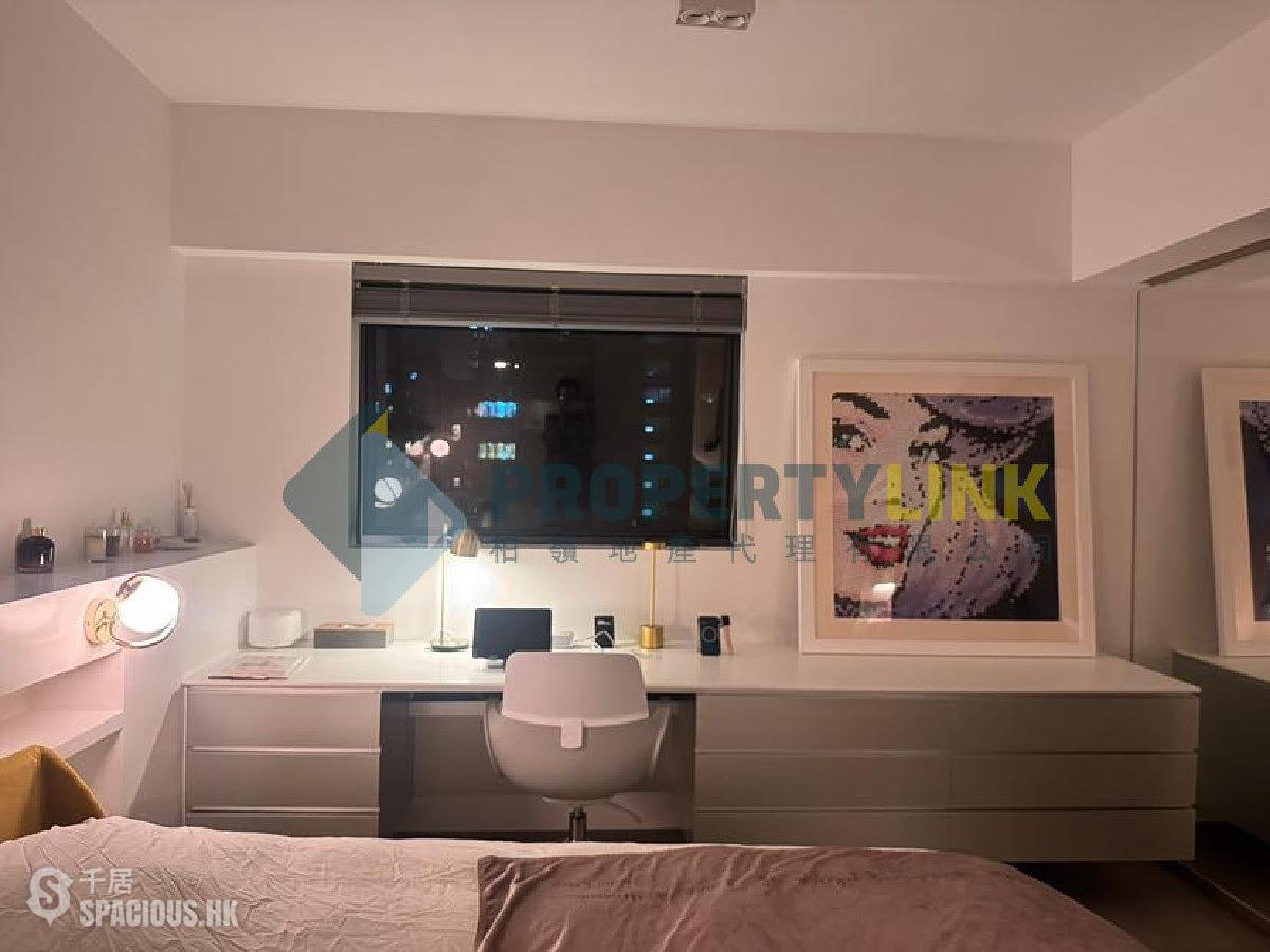 Sheung Wan - Hollywood Hill 01