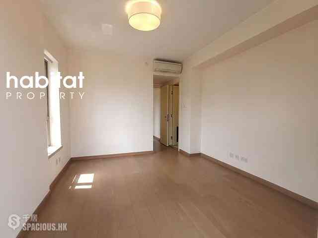 Soho - Centrepoint 05