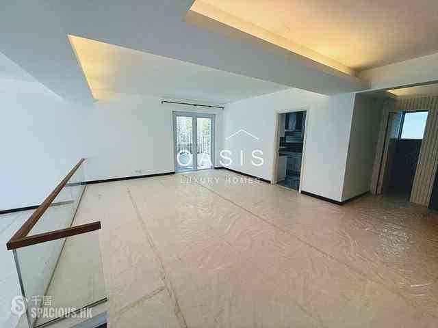 Stanley - Grosse Pointe Villa 05
