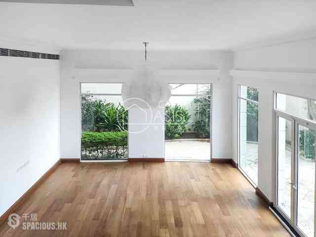 Repulse Bay - 110, Repulse Bay Road 04