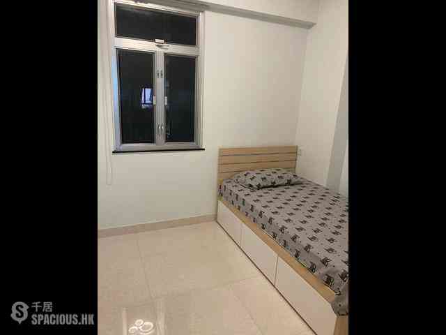 Sai Ying Pun - 17, Bonham Road 07