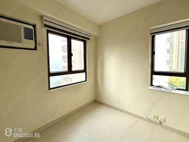 Kennedy Town - Ying Ga Garden Po Lung Court (Tower 1) 06