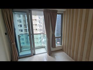Sai Ying Pun - 63, Pokfulam 08