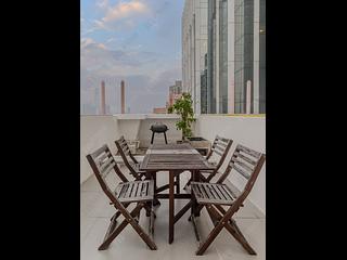 Sai Ying Pun - Cheung Ling Mansion 05