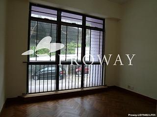 Pok Fu Lam - Pine Grove Block 6 09