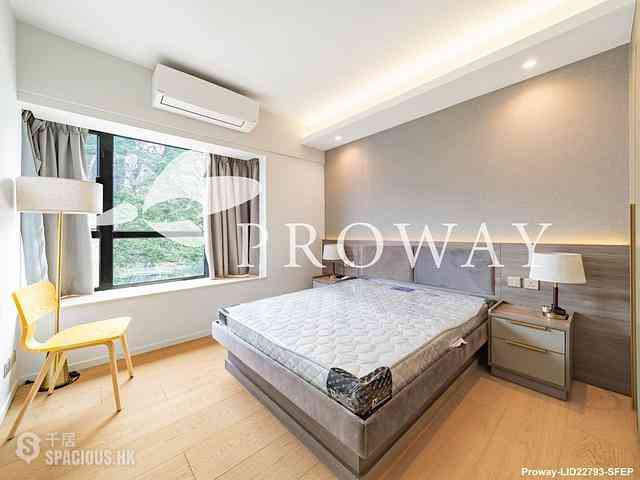 Mid Levels Central - Elegant Terrace 07