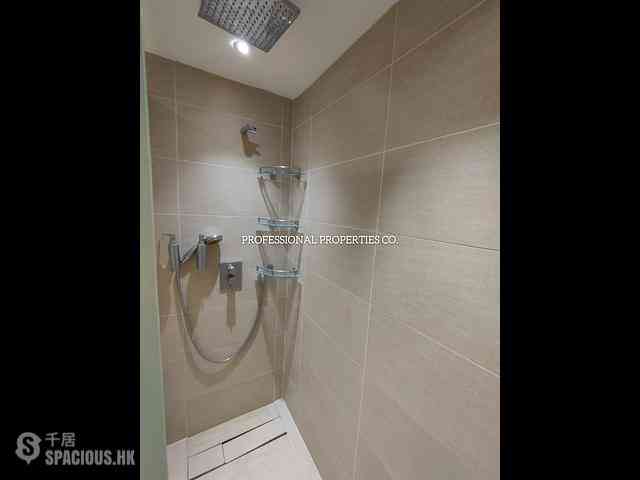 Mid Levels Central - Robinson Crest 03