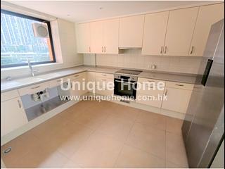 Central - The Albany 12