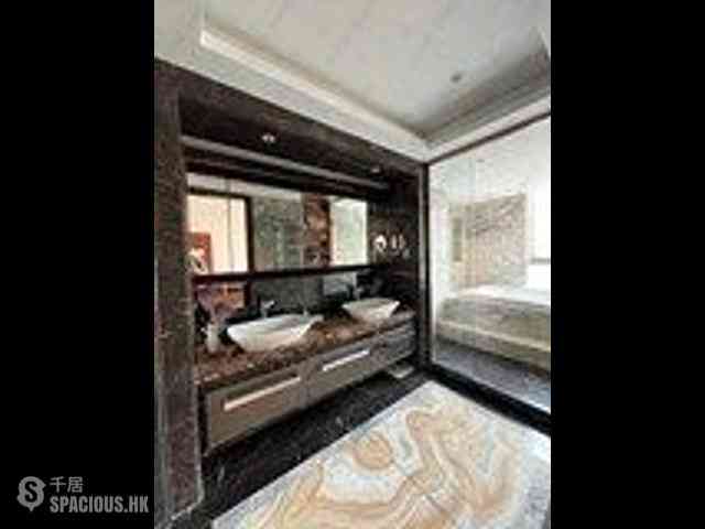 Wong Chuk Hang - Marinella 01
