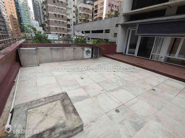 Mid Levels Central - Robinson Crest 02