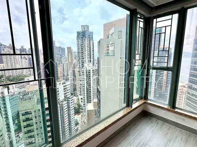 Sheung Wan - Queen's Terrace 05