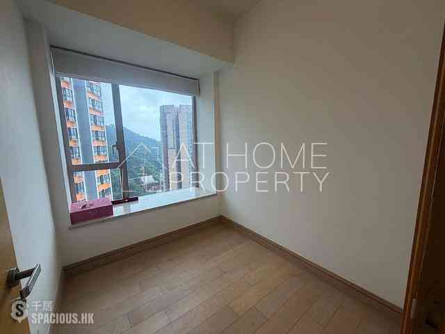 Kennedy Town - Cadogan 06