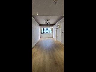 Mid Levels West - Ping On Mansion 10