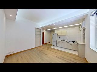 Mid Levels Central - Welsby Court 05