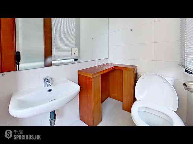 Mid Levels Central - Welsby Court 12