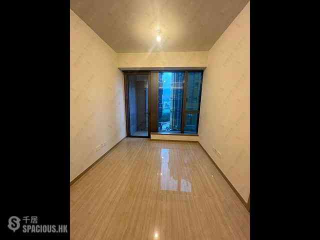 Wong Chuk Hang - The Southside Phase 1 Southland Tower 1A 01