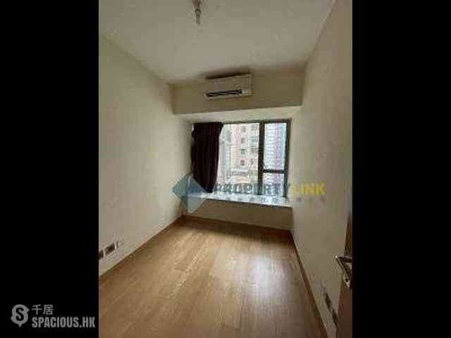 Sai Ying Pun - The Nova 02