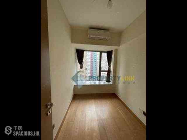 Sai Ying Pun - The Nova 03