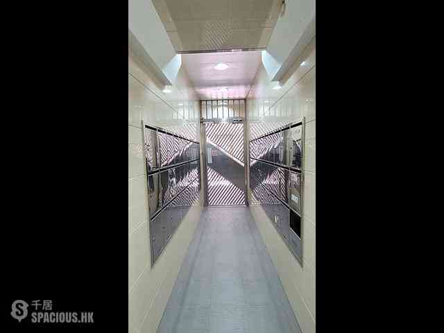Shau Kei Wan - On Lok Building 09