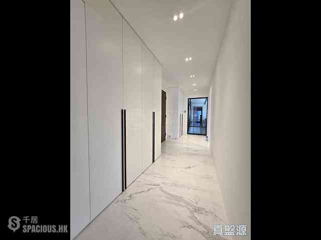 Mid Levels Central - Dragon View 06