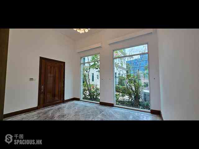 Repulse Bay - 110, Repulse Bay Road 03