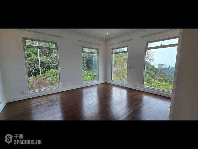 Repulse Bay - 110, Repulse Bay Road 19
