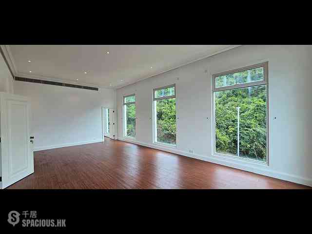 Repulse Bay - 110, Repulse Bay Road 23