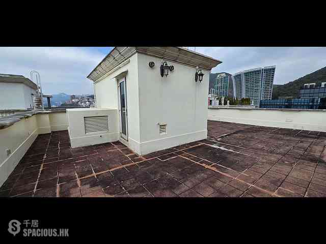 Repulse Bay - 110, Repulse Bay Road 27