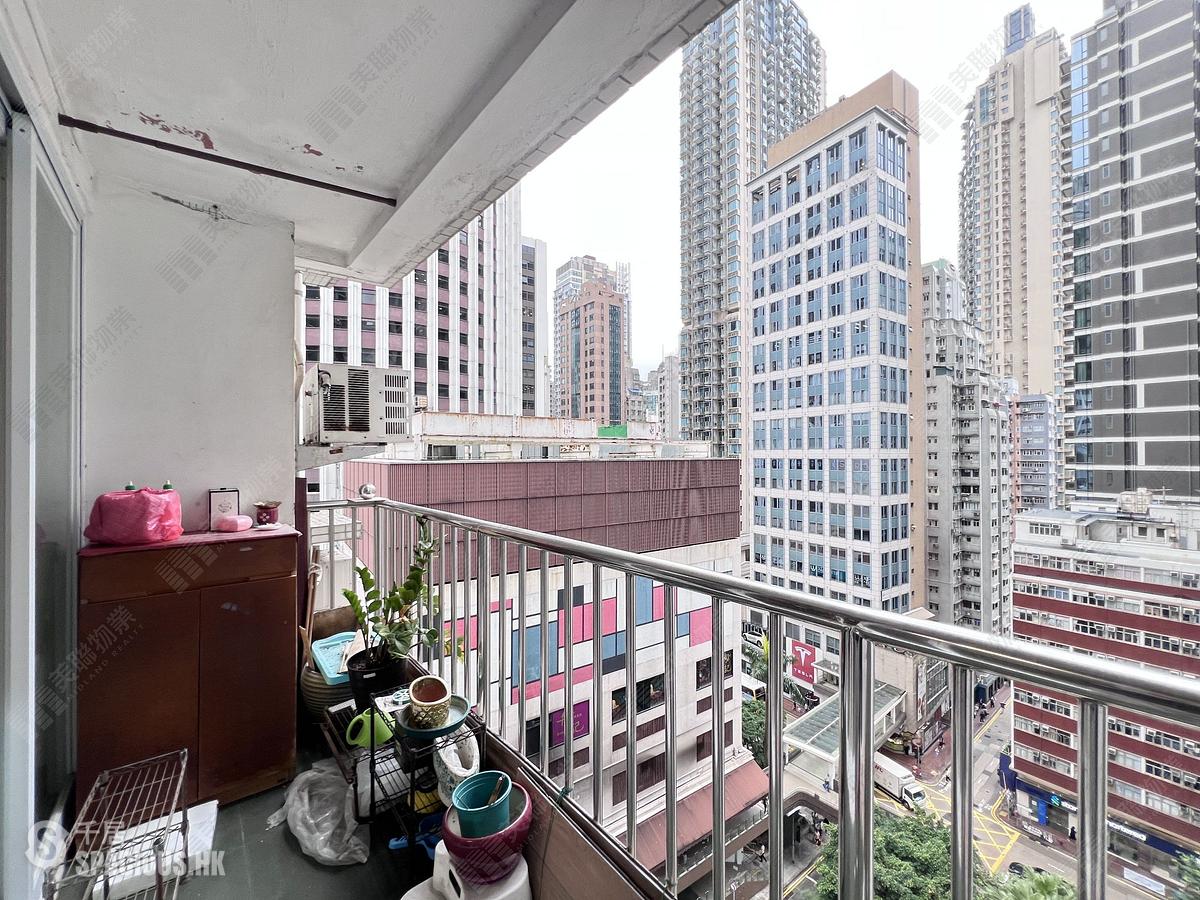 Wan Chai - Phoenix Court 01