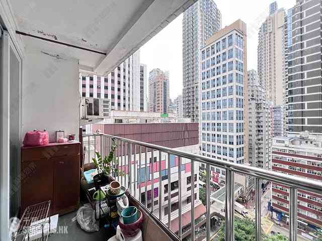Wan Chai - Phoenix Court 01